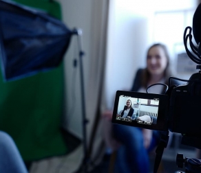7 Tips and Tricks to Create a Compelling Corporate Video